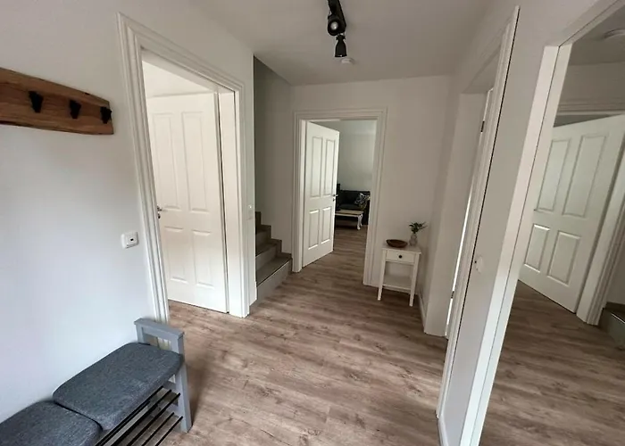 The Linnebargs, House 3