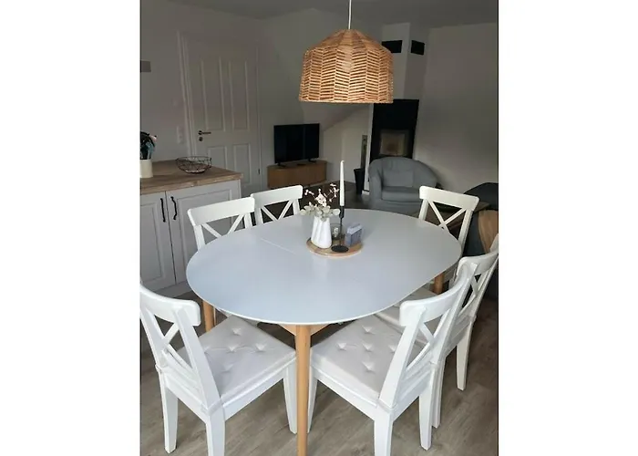 The Linnebargs, House 3 Semesterbostad *